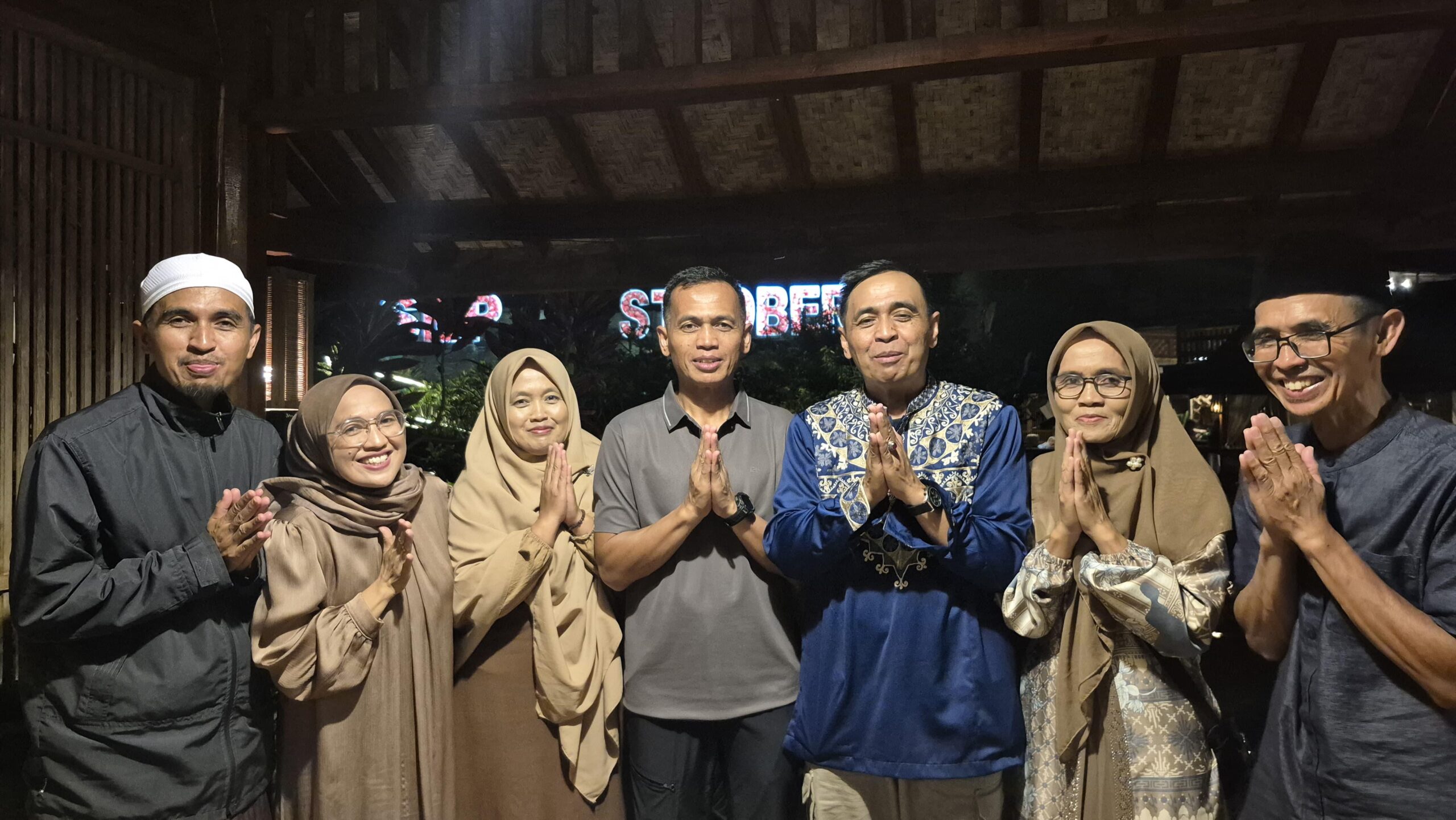 Anak anak KH Ahun Muhibbuddin dan HJ Hananah